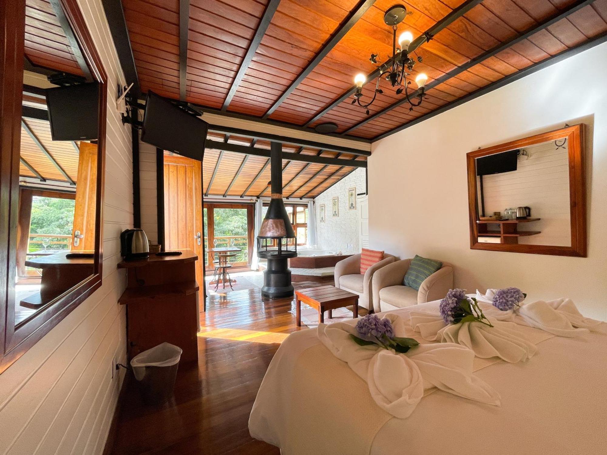 Pousada Solar D'Araucaria Gonçalves Esterno foto
